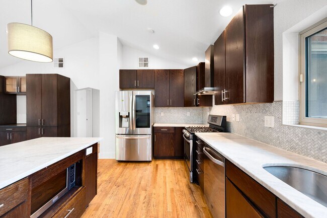 Building Photo - 4BD, 3BA Park Hill Home with Yard and 2-Car Garage