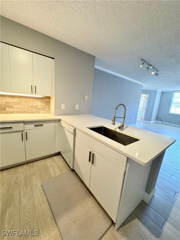 Building Photo - 8735 River Homes Lane