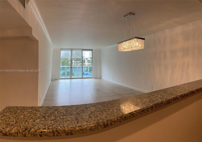 Building Photo - 2 bedroom in Sunny Isles Beach FL 33160