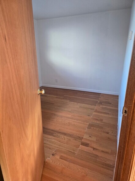 Building Photo - 6740 28th Ave S