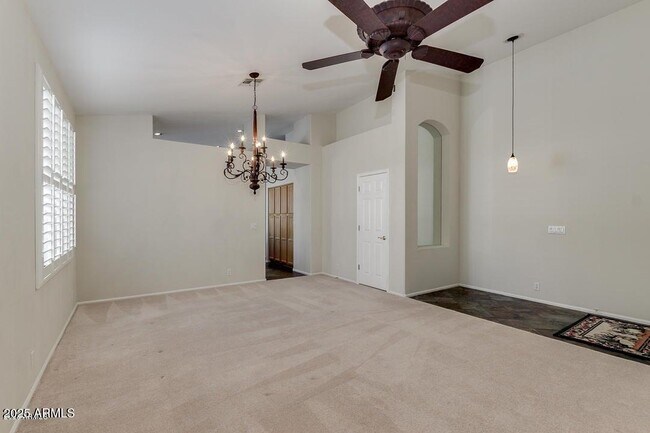 Building Photo - 3531 S Barberry Pl