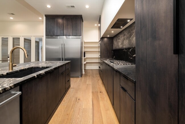 Building Photo - 4167 Meade Village Cv