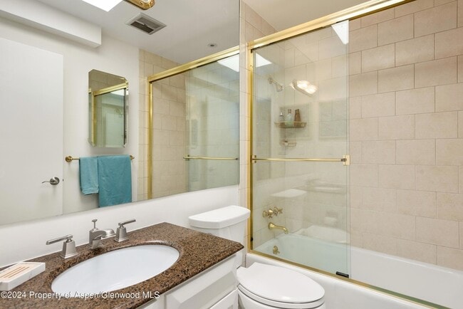 Building Photo - 205 E Durant Ave