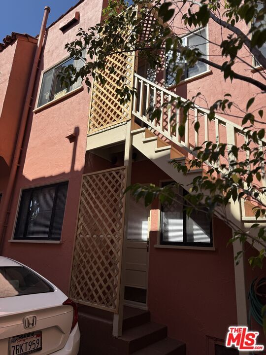 Building Photo - 840 Huntley Dr