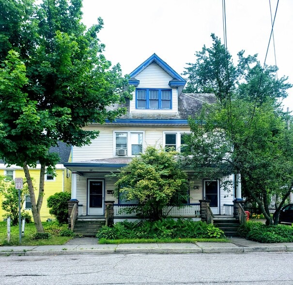 Building Photo - 12 Platt St