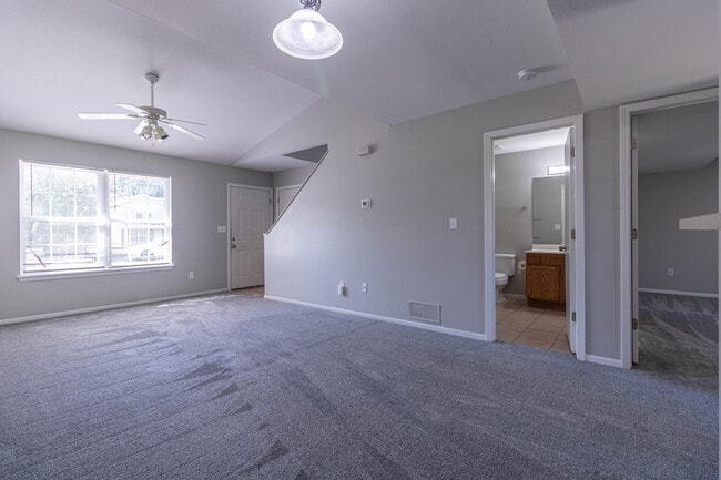 Building Photo - 1507 Raleigh Dr