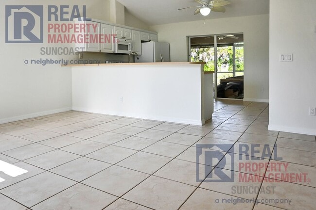 Building Photo - 230 Rotonda Blvd W