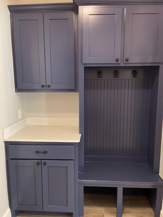 Building Photo - Deer Creek Schools! Storm Shelter, great colors, lots of light, swim, workout and play right in t...