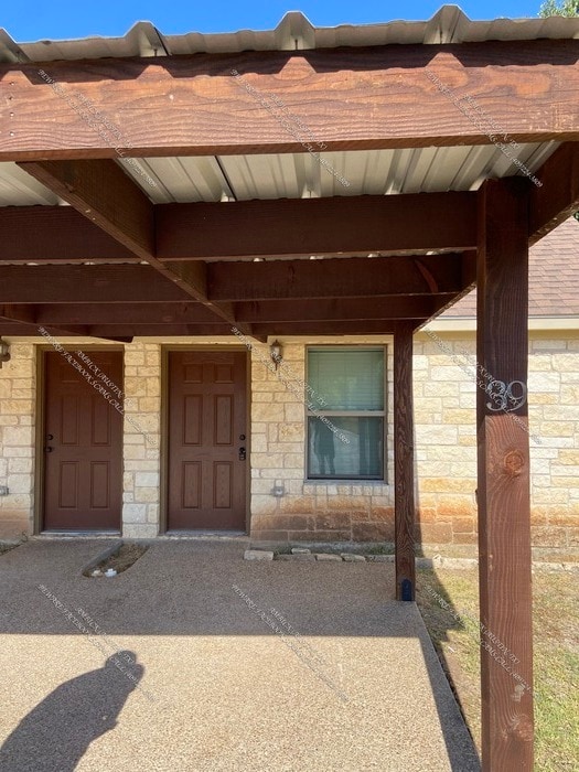 Building Photo - 1 Bedroom 2 Bath Available NOW