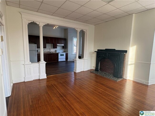 Building Photo - 146 North St