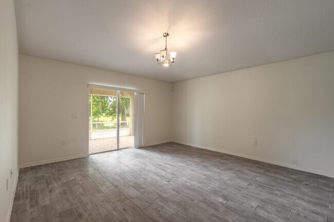 Building Photo - 109 Blue Daze Cir