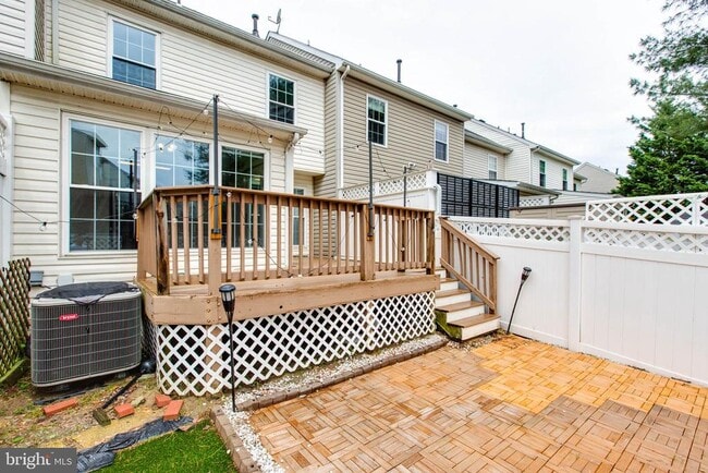 Building Photo - 8125 Gray Stone Ln