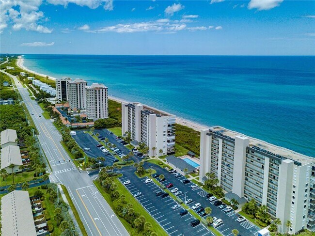 Building Photo - 4200 N Hwy A1A