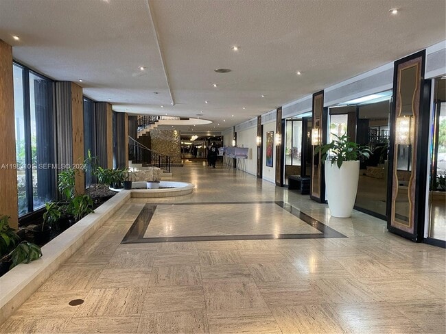 Building Photo - 5555 Collins Ave