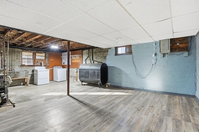 Building Photo - 16 Liberty Dr