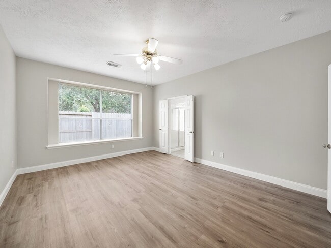 Building Photo - 4414 Casey Cir