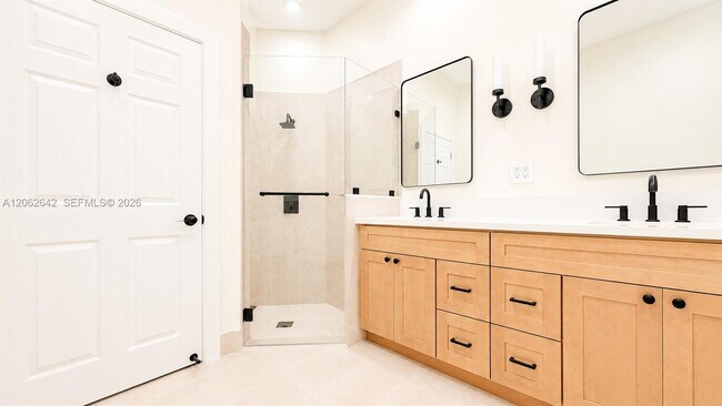 Building Photo - 4310 Diamond Way