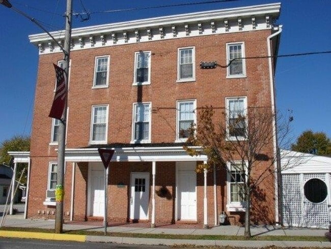 Primary Photo - Apartment