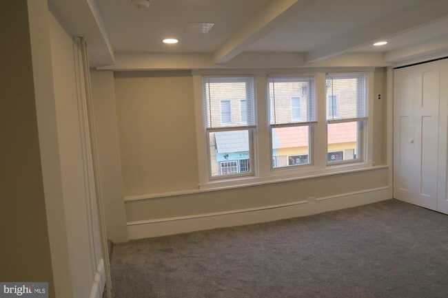 Building Photo - 66 High St