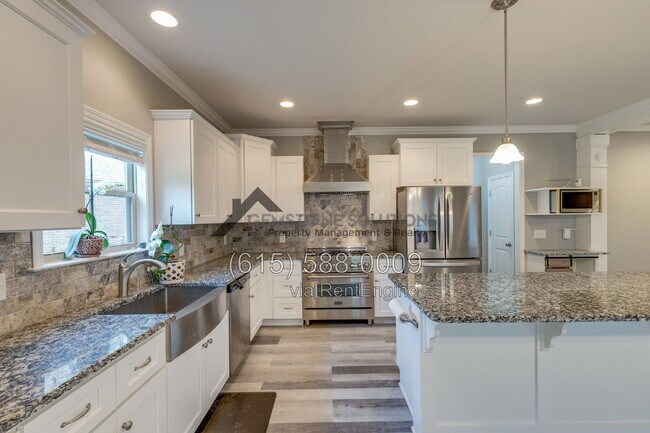 Building Photo - 9055 Wheeler Dr