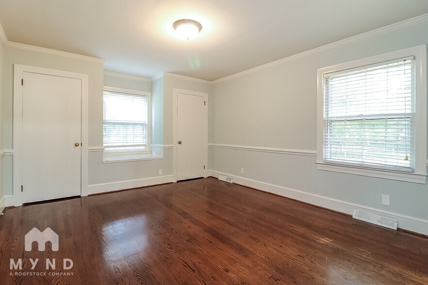 Building Photo - 1210 S 1st St