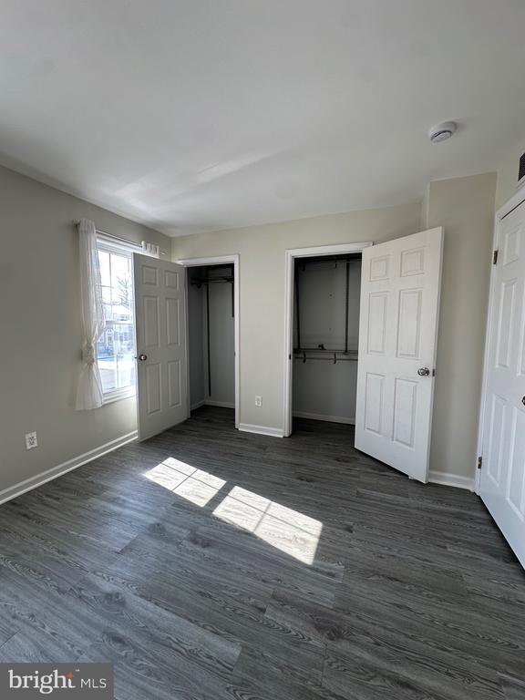 Building Photo - 650 Corsica Ave