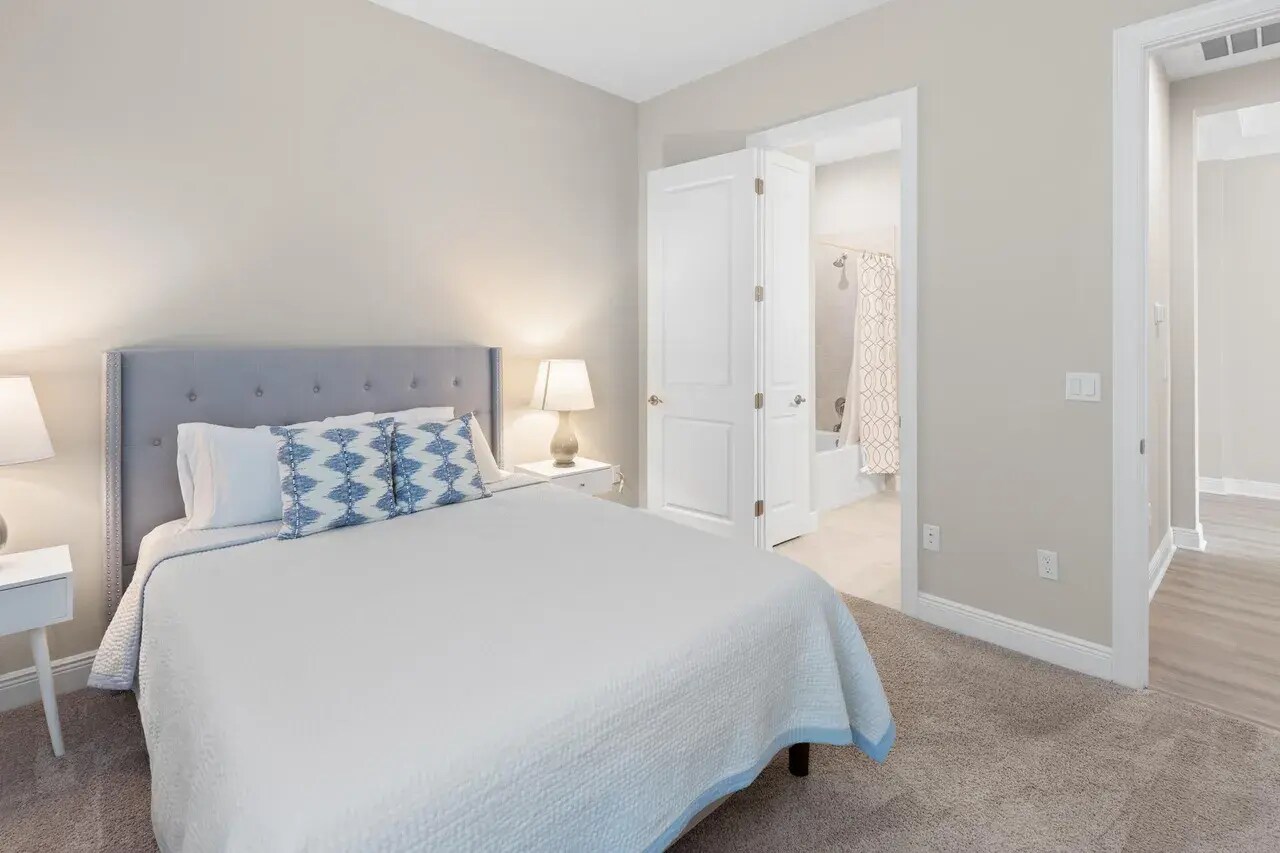 Building Photo - 13004 SW Ambra St