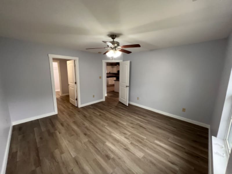 Building Photo - 1502 Elrod St SE