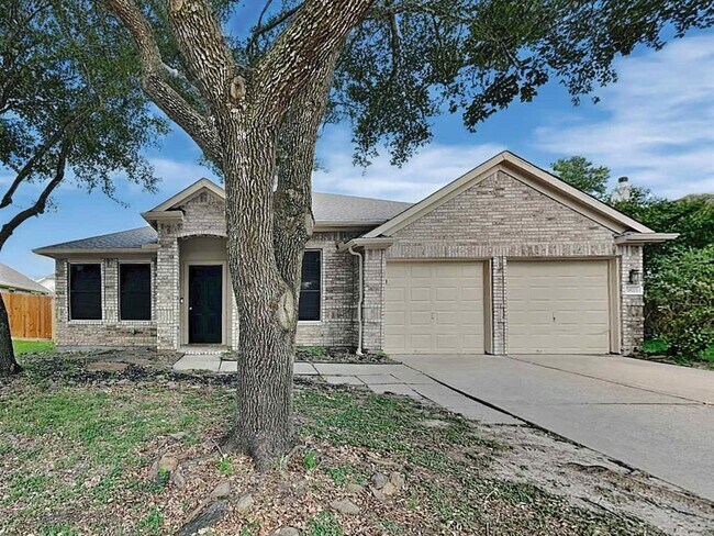Primary Photo - 18115 Water Mill Dr