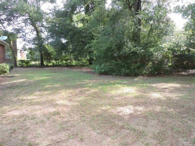Building Photo - 8220 Excelsior Dr