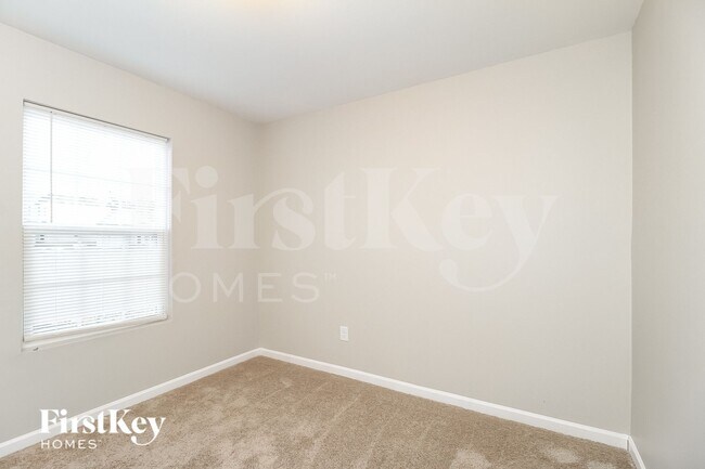 Building Photo - 231 Creekstone Ct