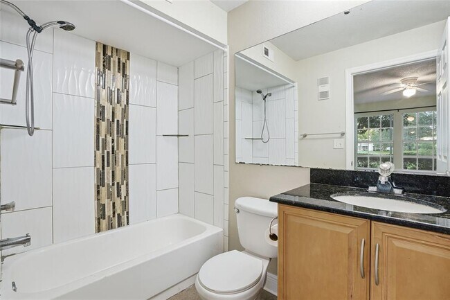 Building Photo - 3275 Haviland Ct