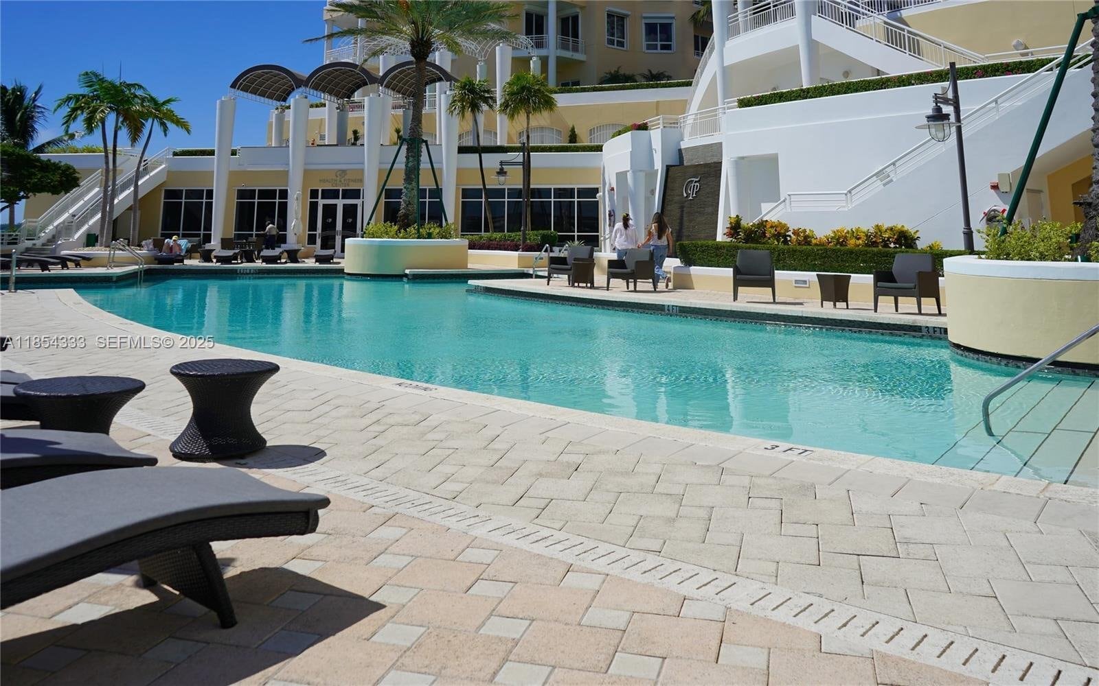 Building Photo - 848 Brickell Key Dr