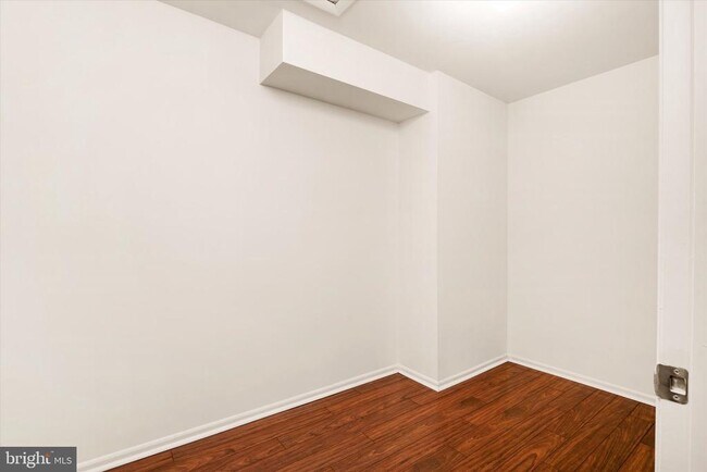 Building Photo - 623 Brickhouse Rd