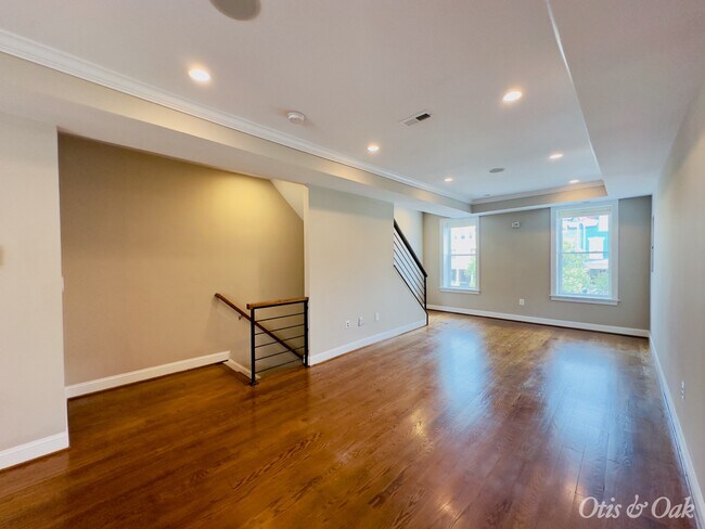 Building Photo - 3542-3513 13th St NW