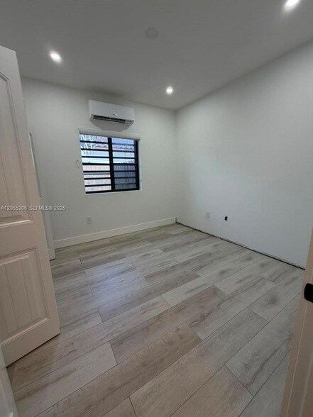 Building Photo - 11730 SW 229th Ln