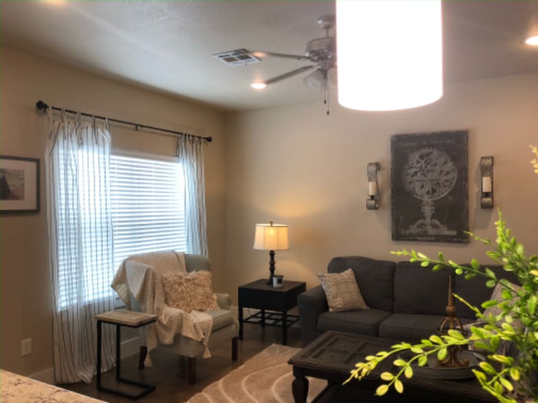 Building Photo - 3217 Belmont Dr