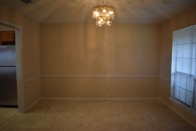 Building Photo - Beautiful Hilltop Home in Harker Heights! ...