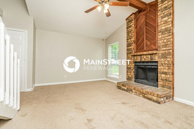 Building Photo - 3 Bedroom Pet-Friendly Home in Mesquite, TX with Main Street Renewal