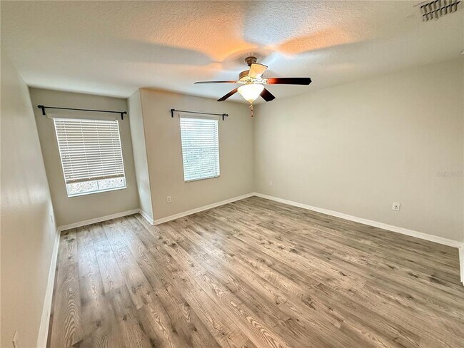 Building Photo - 9854 Trumpet Vine Loop