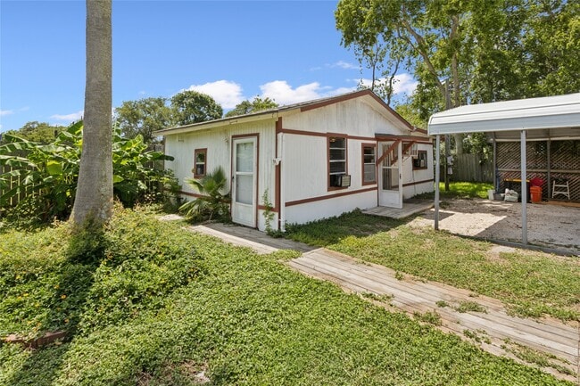 Building Photo - 4820 Palmetto St