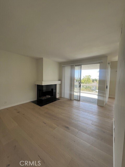 Building Photo - 44 Terra Vista