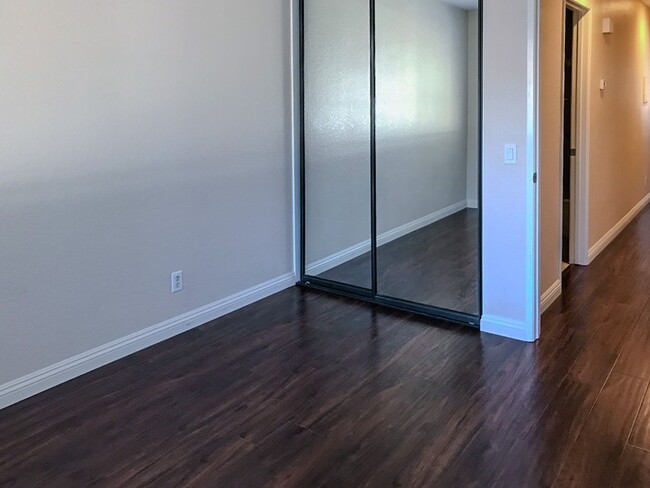 Building Photo - Beautiful 2-Bedroom, 2-Bathroom Condo for ...