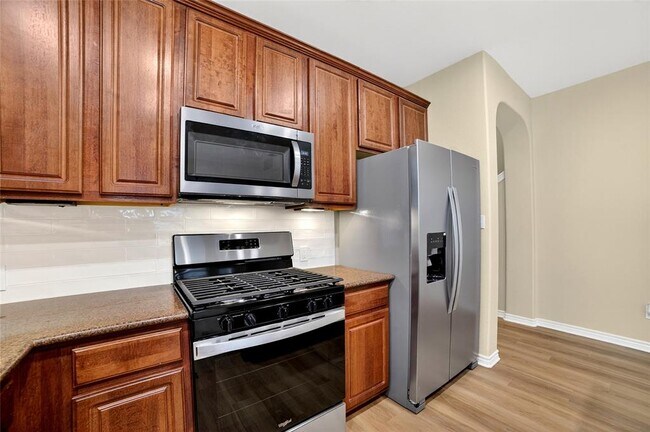 Building Photo - 1090 Sussex Way