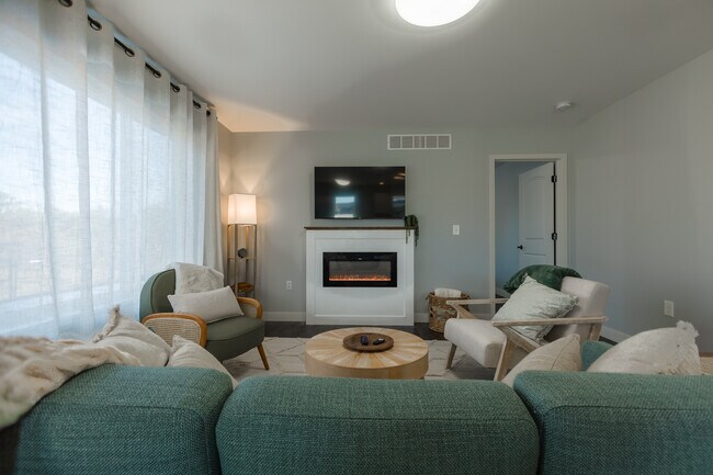 Building Photo - 3062 Barrington Pl