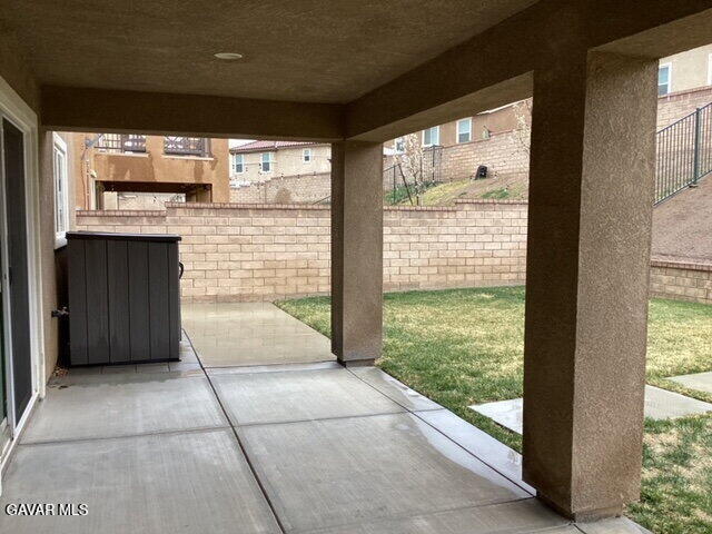 Building Photo - 2520 Mulberry Ln