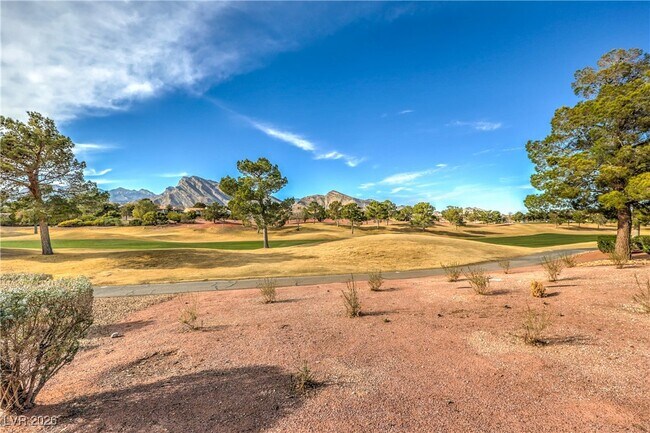 Building Photo - 2701 Spalding Dr