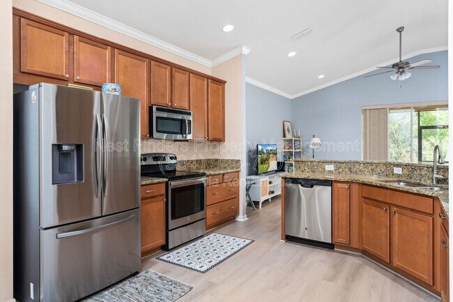 Building Photo - 409 Los Caminos Street