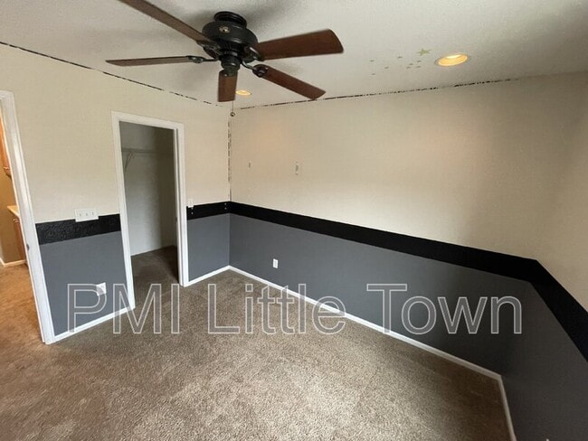 Building Photo - 5571 Fullerton Cir