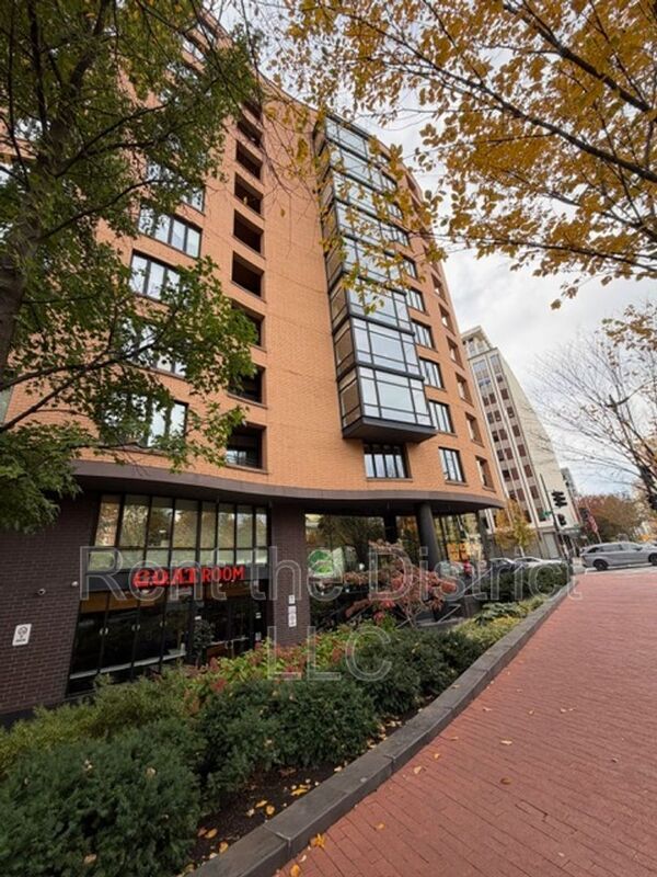 Building Photo - 1010 Massachusetts Ave NW